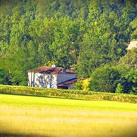 D'hotes Lencouet Bed and Breakfast